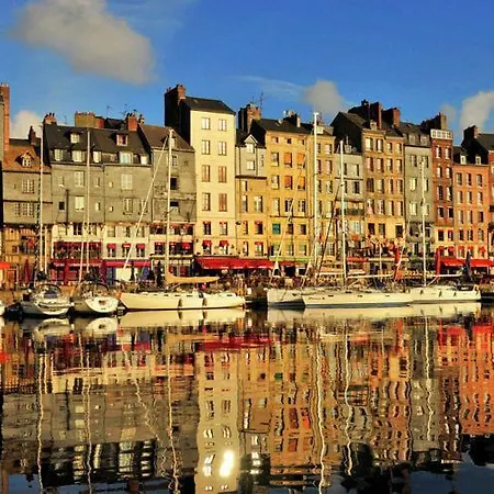 Ξενοδοχείο με διαμερίσματα Goelia Les Portes D'honfleur