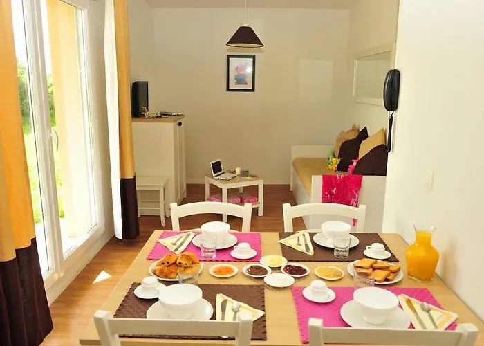 Goelia Les Portes D'honfleur 3*